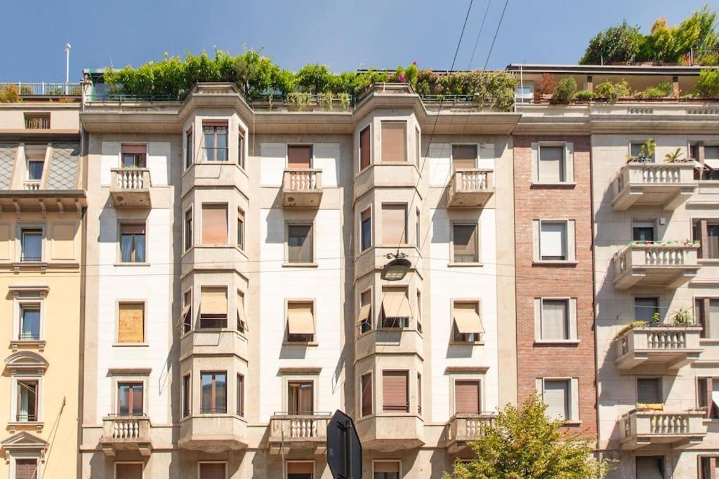 Sunshine-Filled Central On Subway Milano Exteriör bild